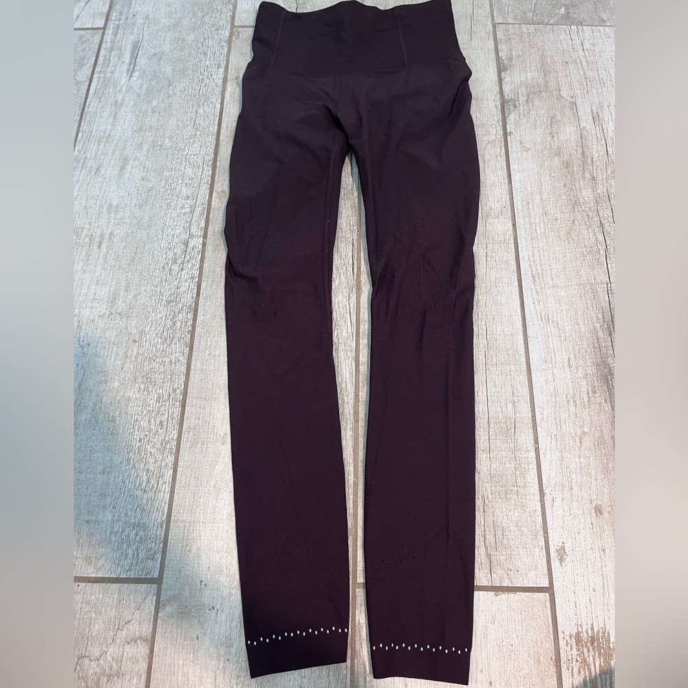 Lululemon leggings size 6